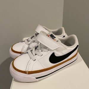 Nike Toddler Court Legacy TD, size 8C